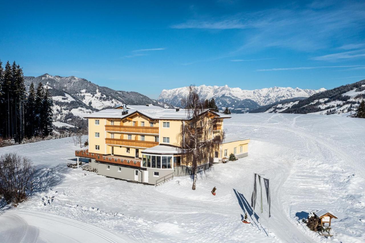 Der Alpenblick Hotel Sankt Johann im Pongau Exterior photo