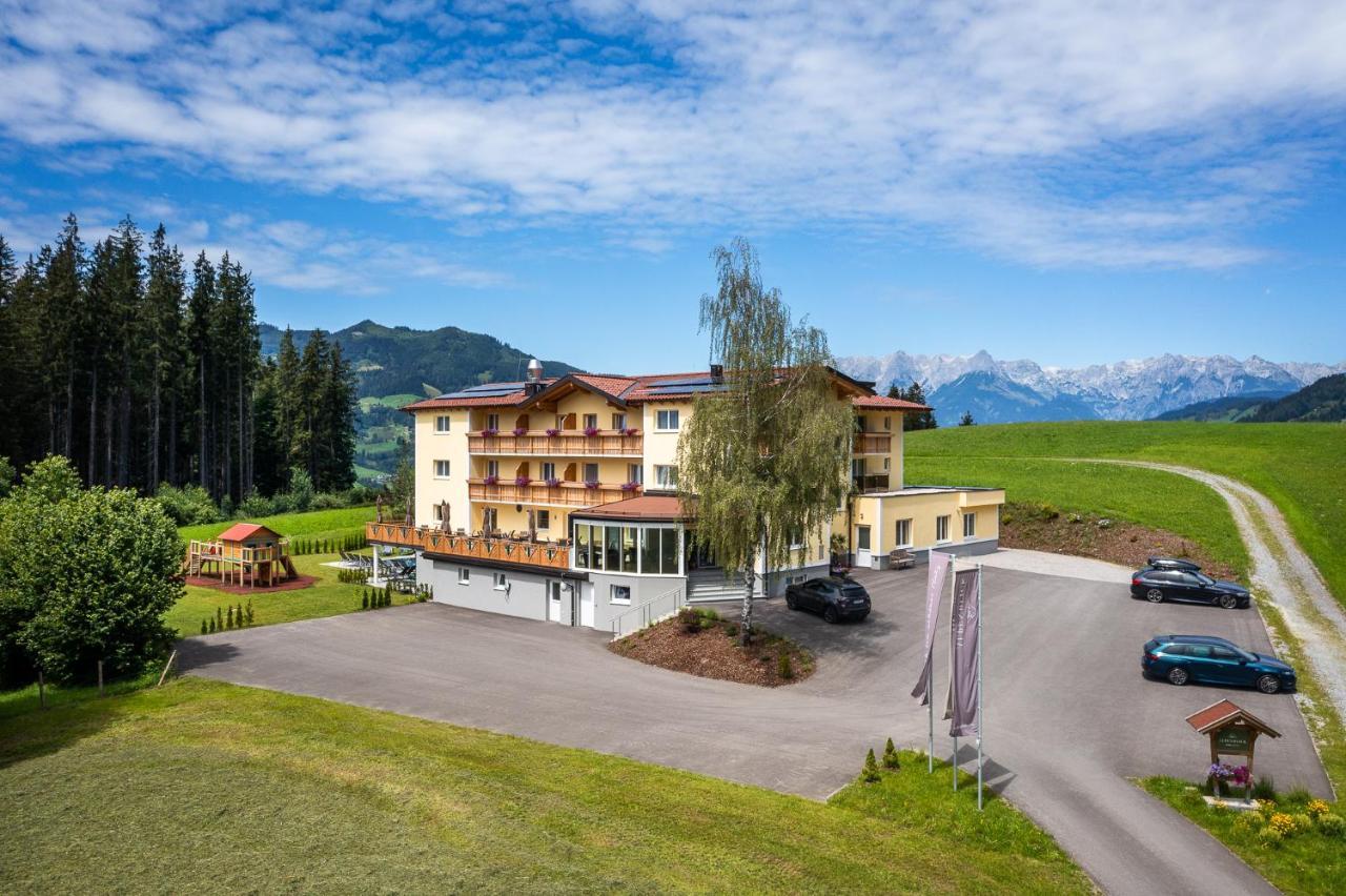 Der Alpenblick Hotel Sankt Johann im Pongau Exterior photo